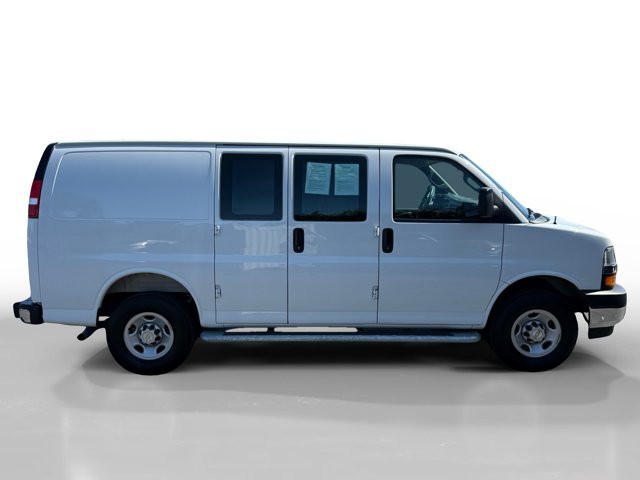 Used 2025 Summit White Chevrolet Work Van image 6