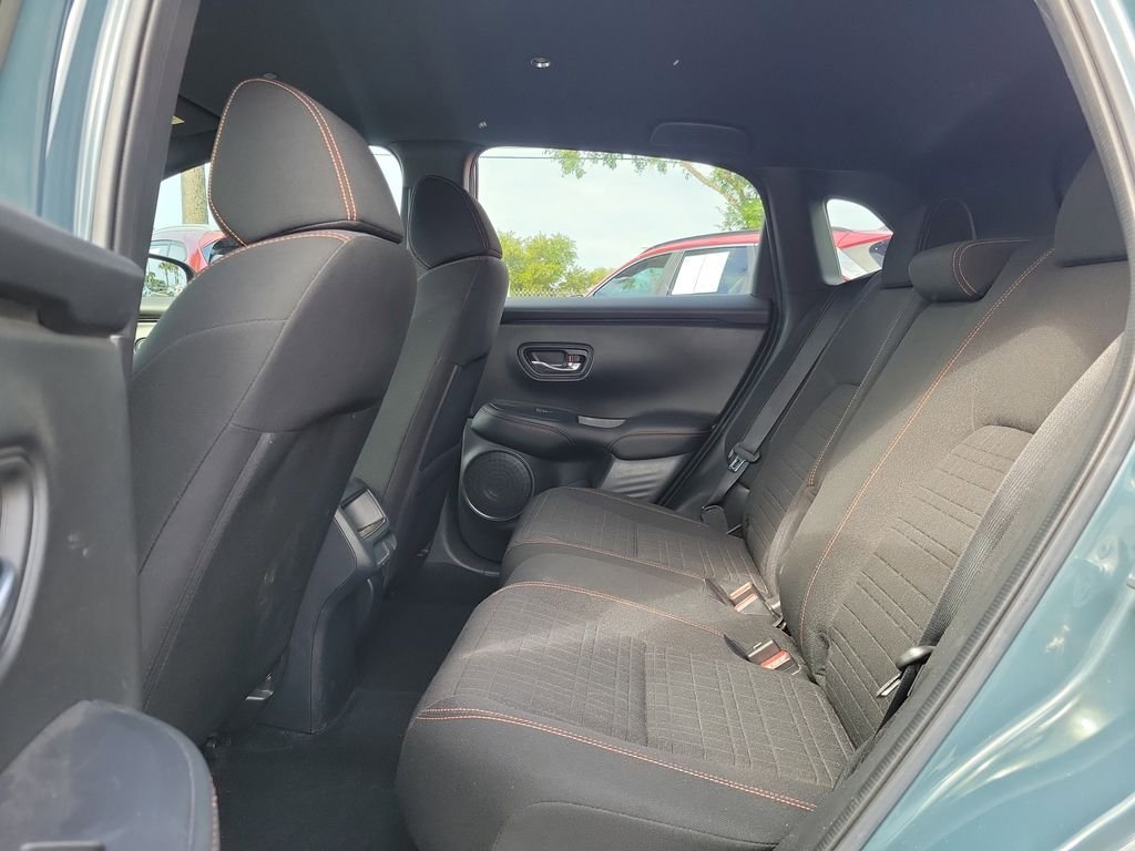 Used 2025  Honda Sport image 12