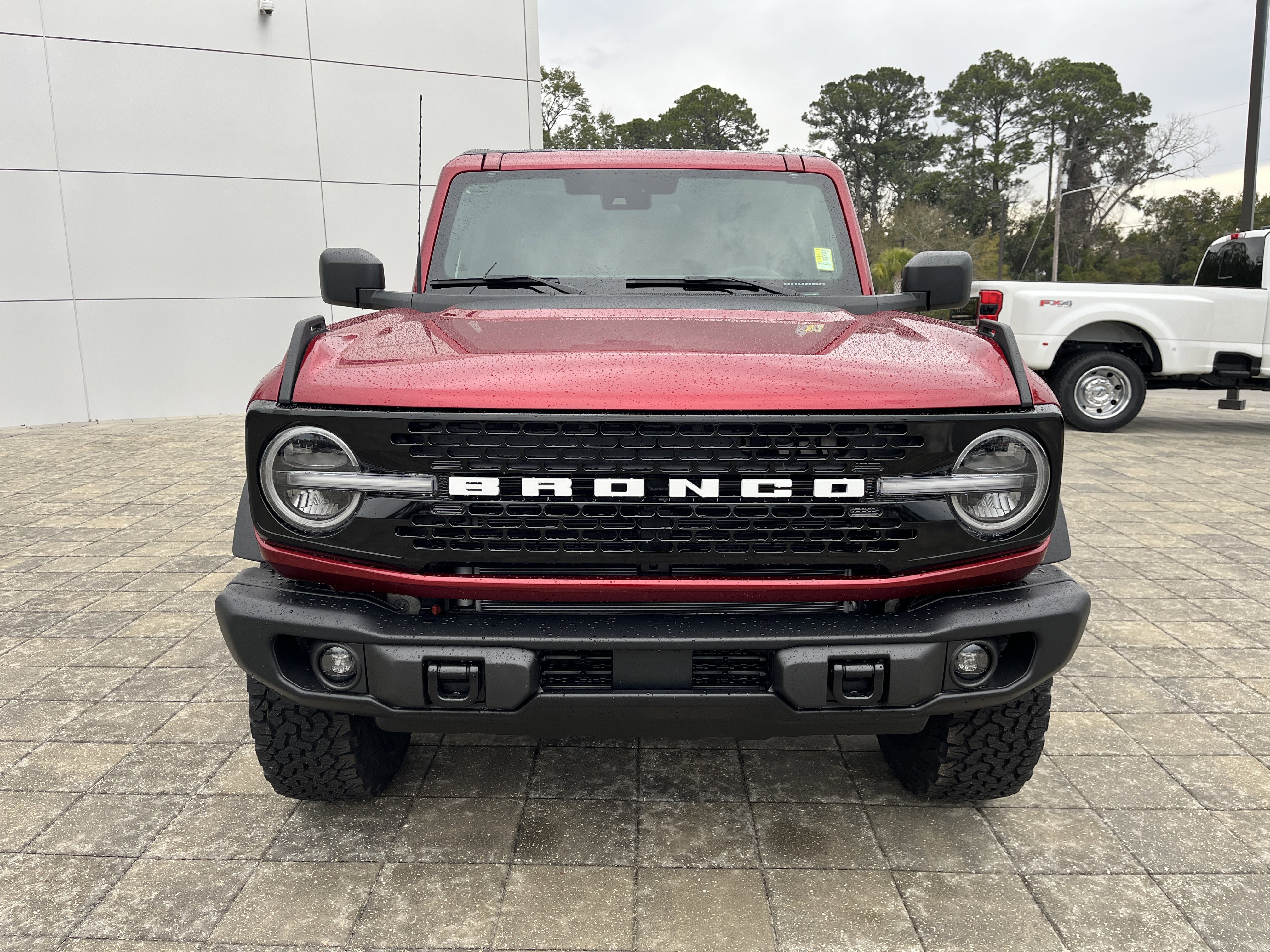 New 2025 Ruby Red Metallic Tinted Clearcoat Ford Badlands® image 10