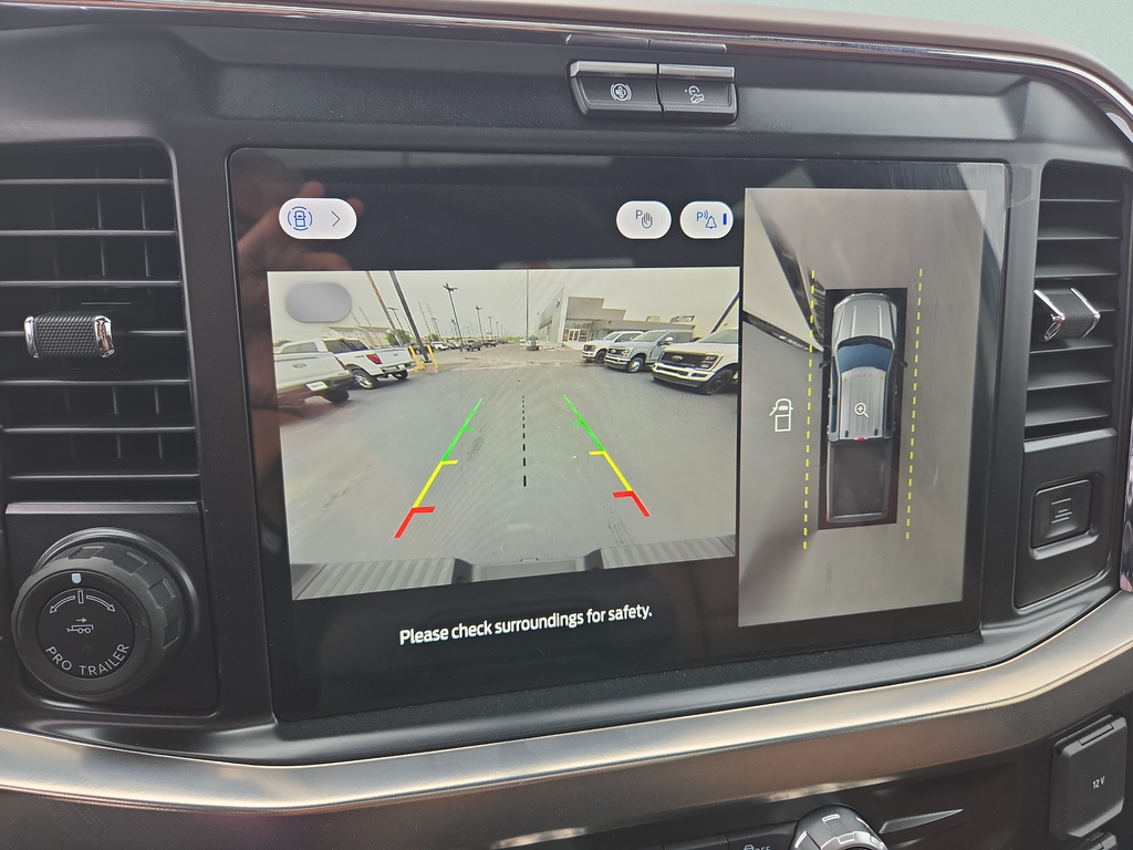 New 2026 Star White Metallic Tri-Coat Ford F-250® King Ranch® image 22
