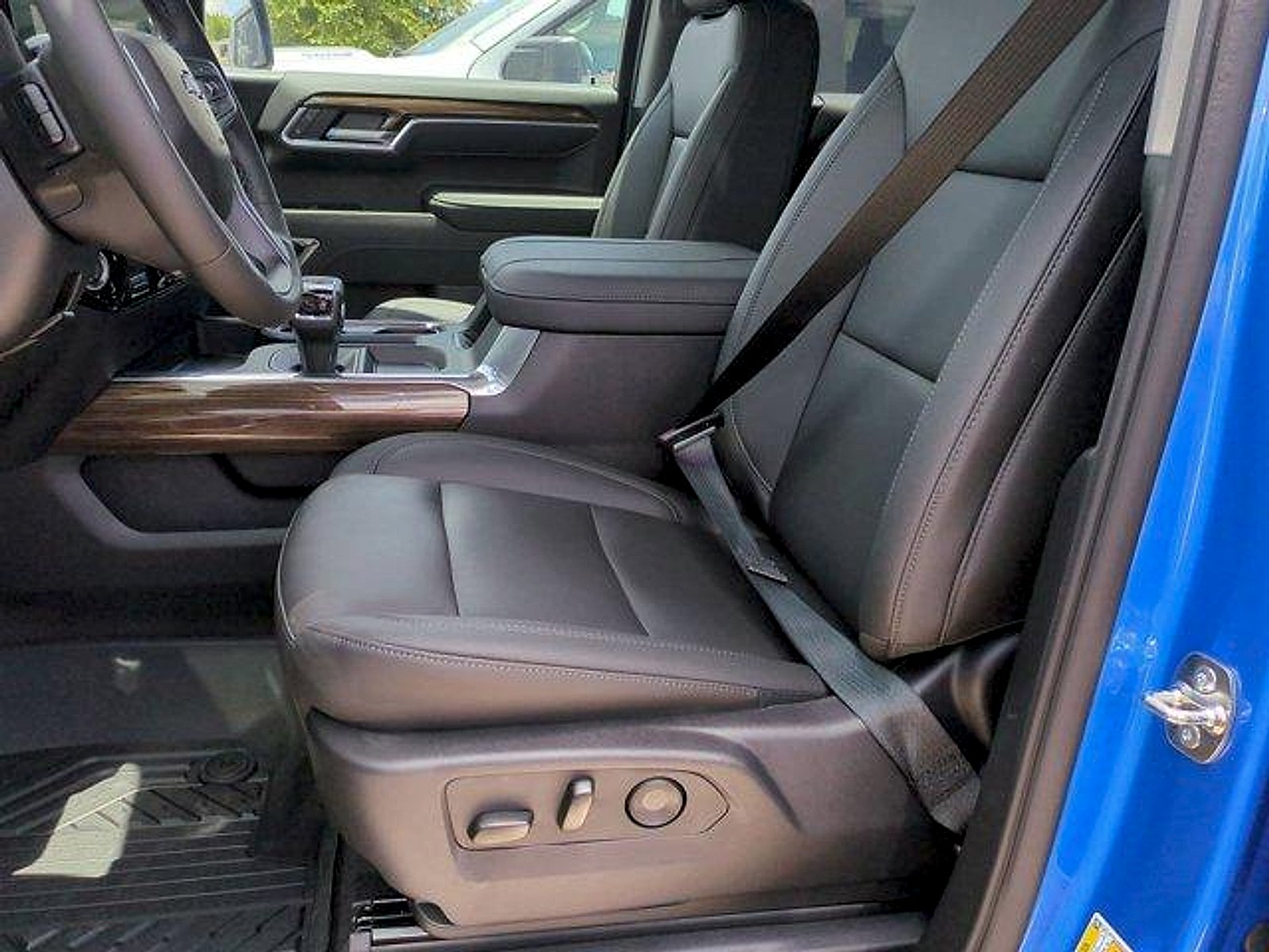 2025 Chevrolet Silverado 1500 RST - Photo 20