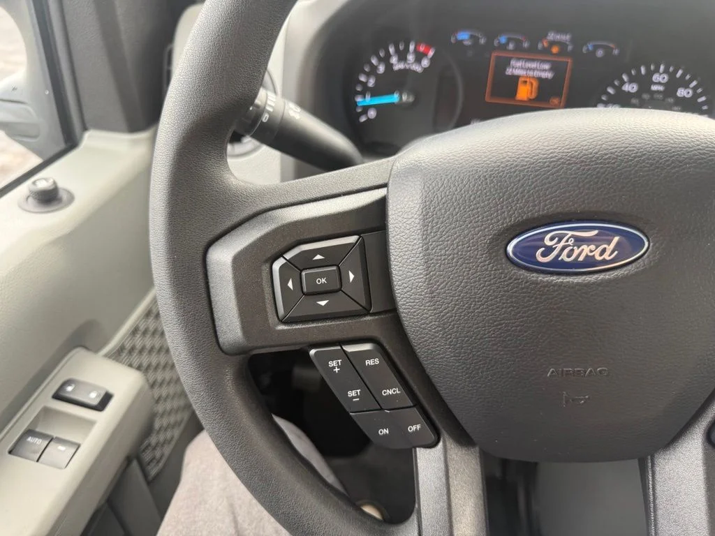 New 2027 Oxford White Ford E-450 DRW image 18