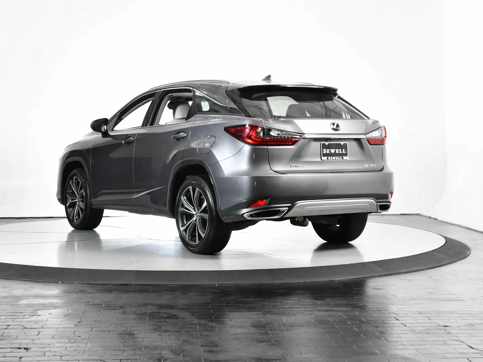 Used 2022 Nebula Gray Pearl Lexus  image 4