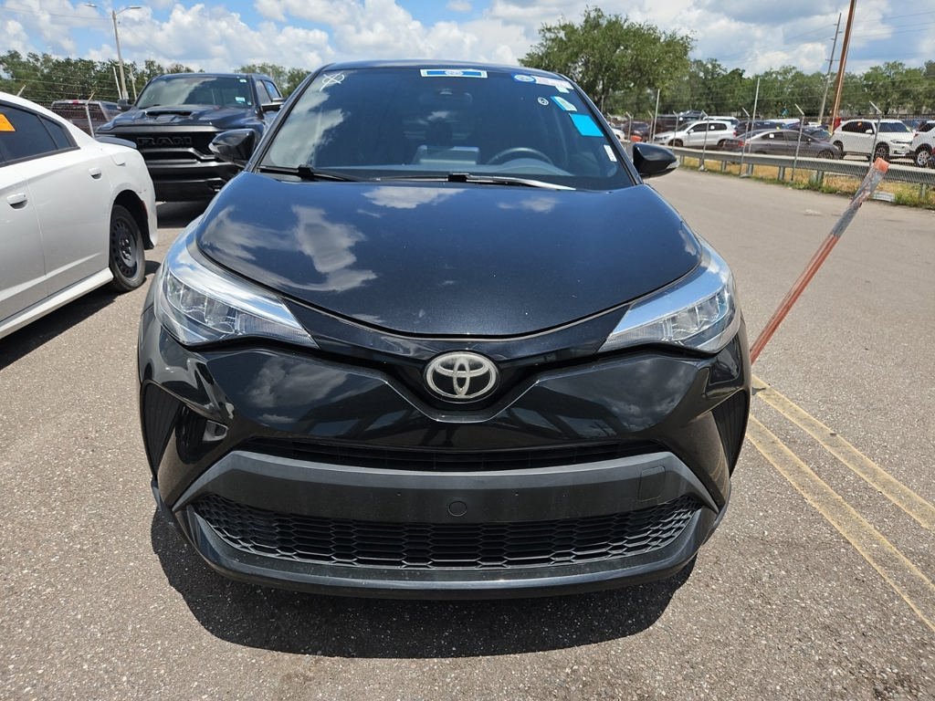 Used 2020 Black Toyota XLE image 3