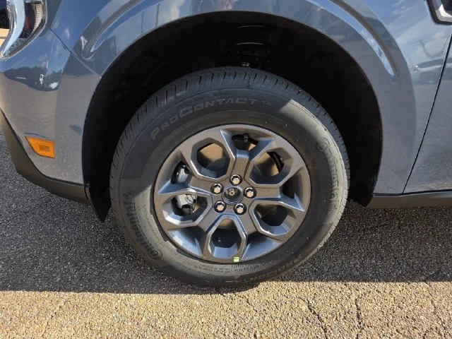 New 2026 Azure Gray Metallic Tri-Coat Ford XLT image 21