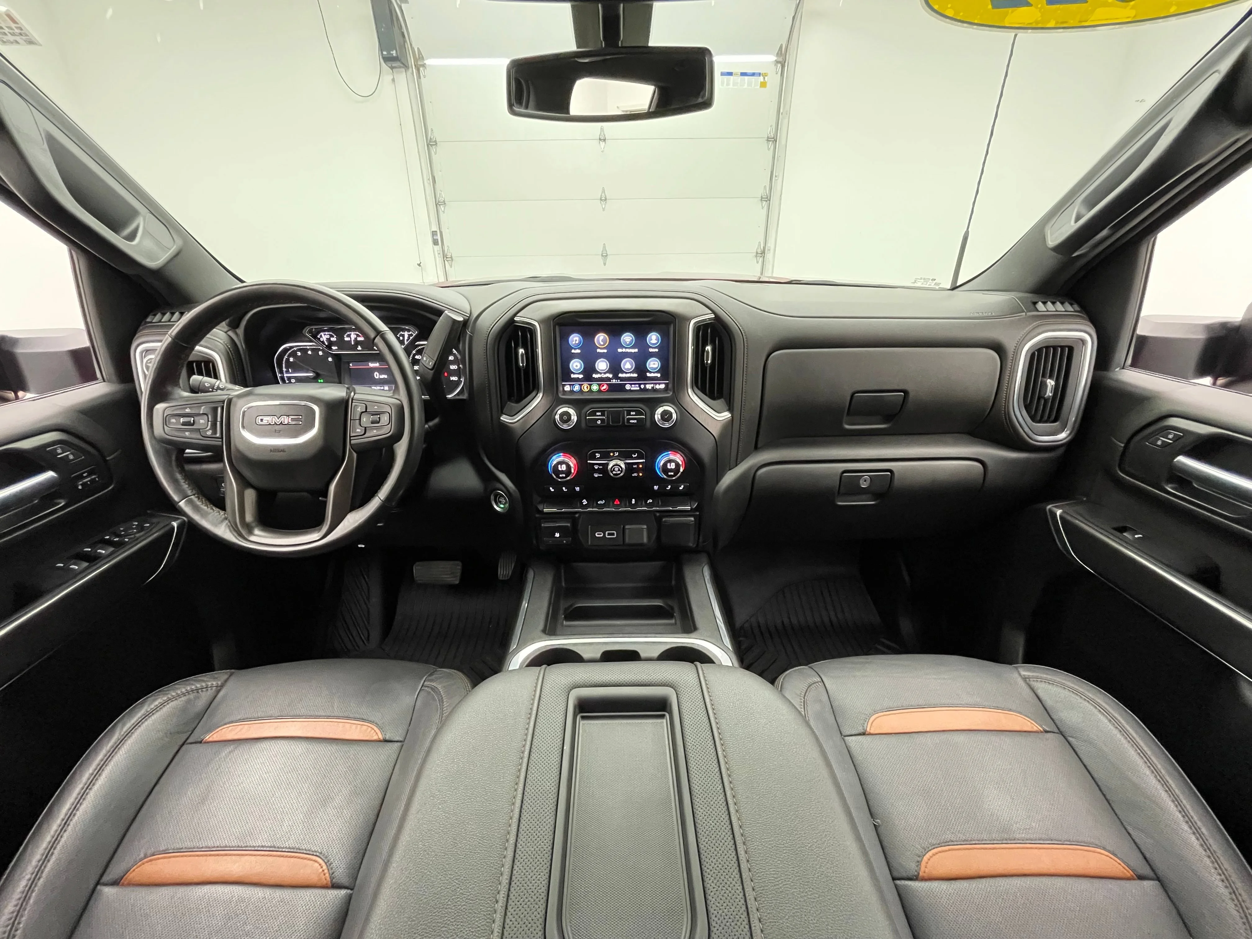 Used 2022 Cayenne Red Tintcoat GMC AT4 image 3