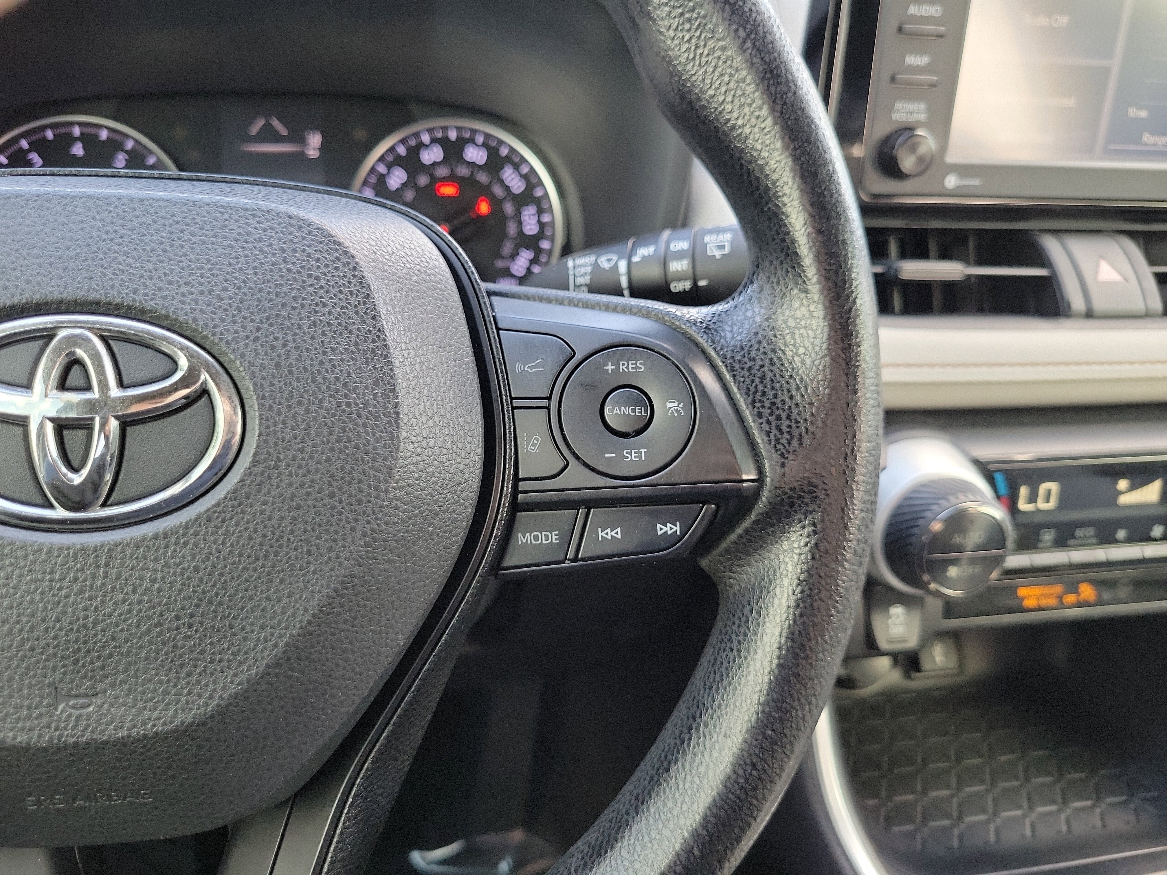 Used 2021 Pearl Toyota XLE image 17