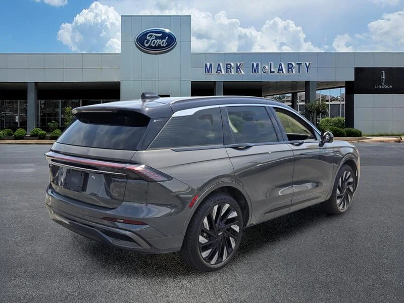 Used 2025 Dark Gray Metallic LINCOLN BLACK LABEL AWD image 5