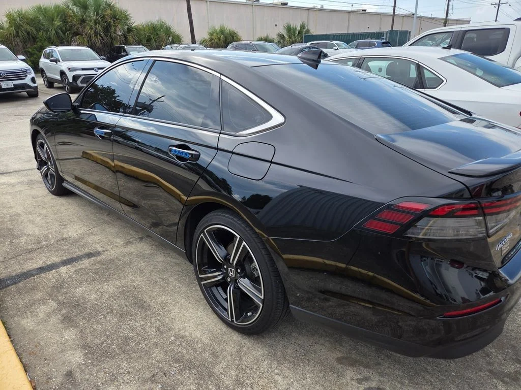 Used 2025 Black Honda Sport image 5
