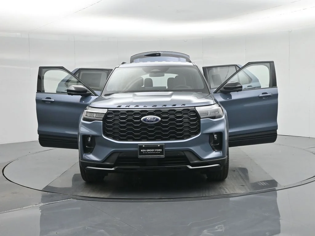 New 2026 Vapor Blue Metallic Ford ST-Line image 34