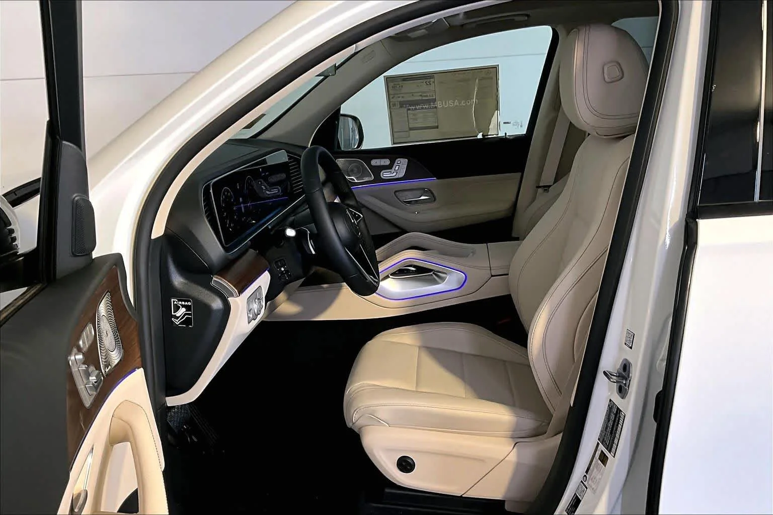 New 2026 Polar White Mercedes-Benz GLE 350 image 13