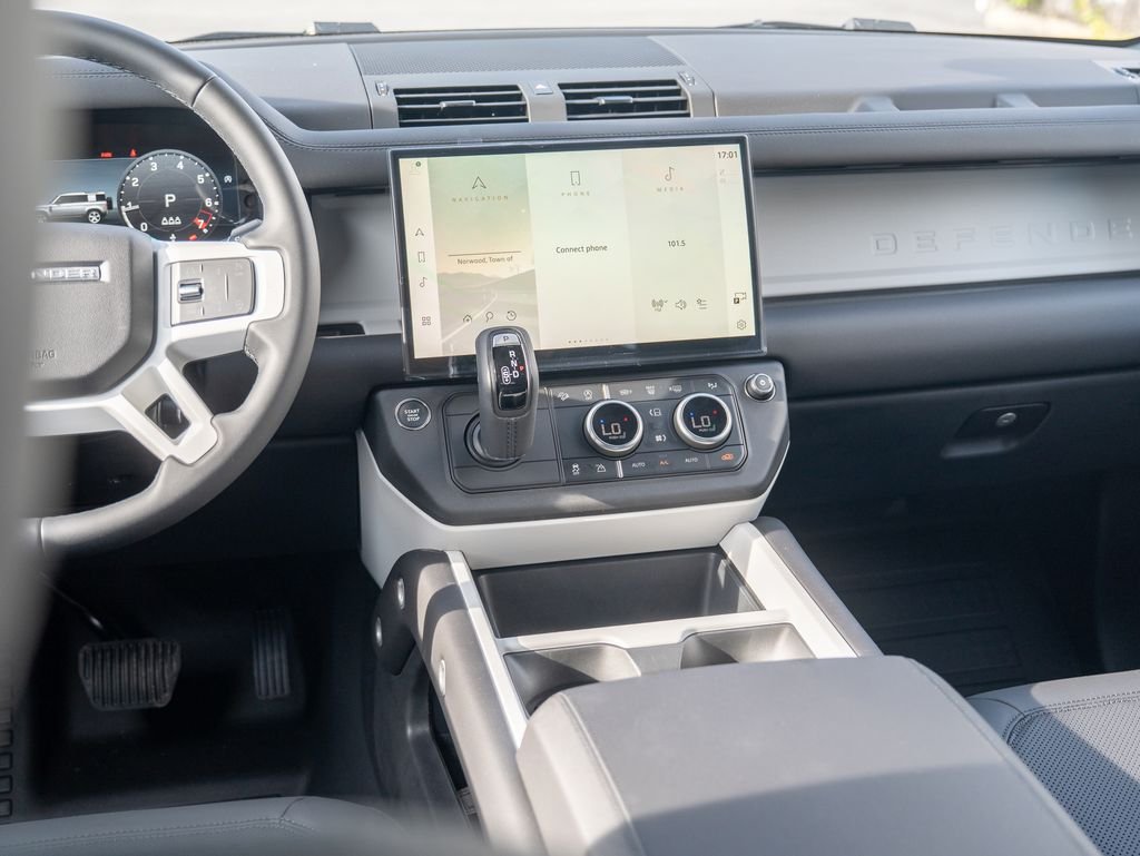 New 2026 Fuji White Land Rover S image 20