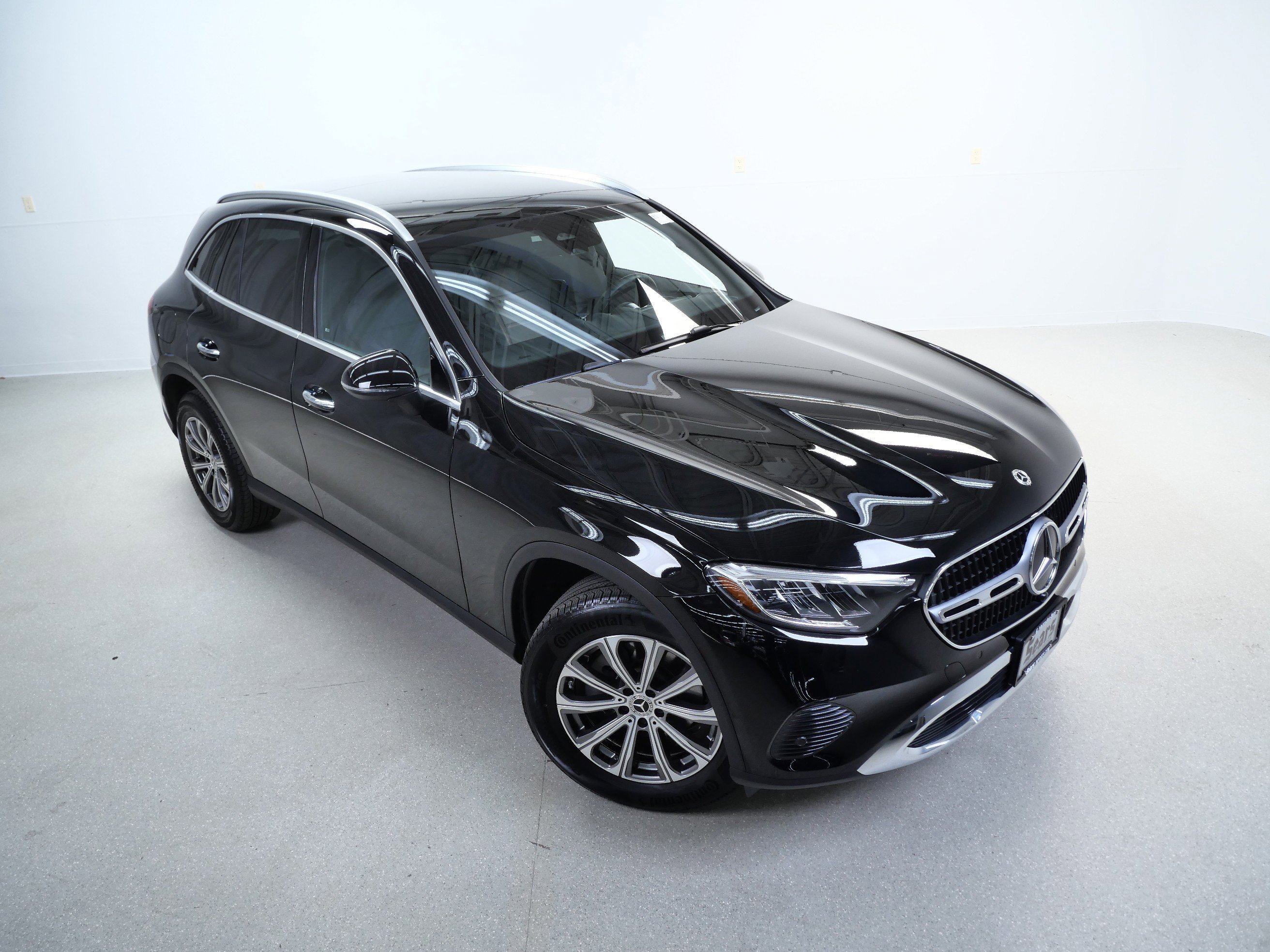 Certified Used 2026 Black Mercedes-Benz GLC 300 image 4