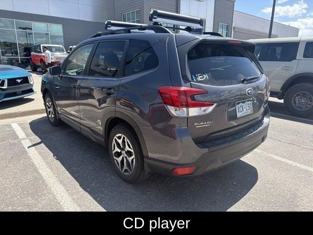 Used 2020 Gray Subaru Premium image 7