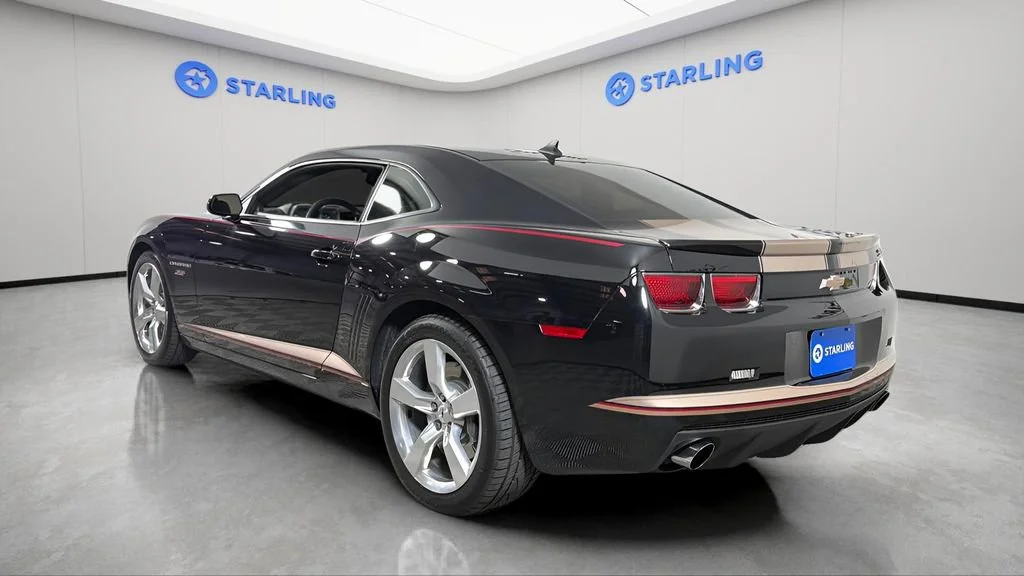 Used 2010 Black Chevrolet 2SS image 5