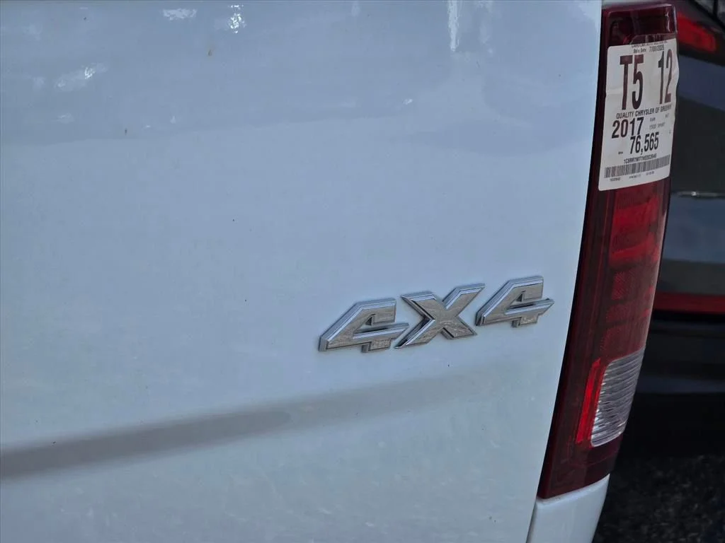 Used 2017 White Ram Sport image 14