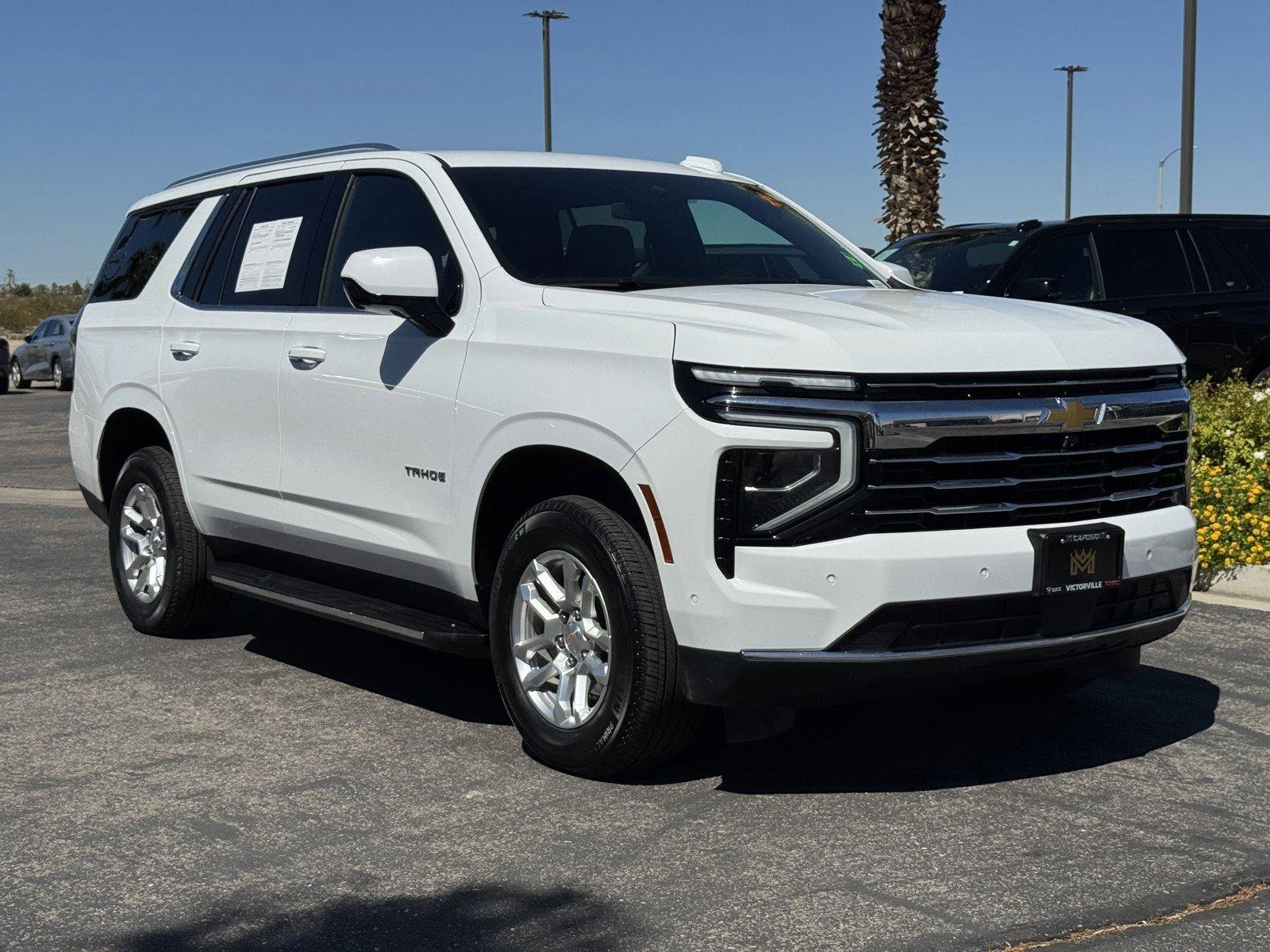 Used 2025 Summit White Chevrolet LT image 1