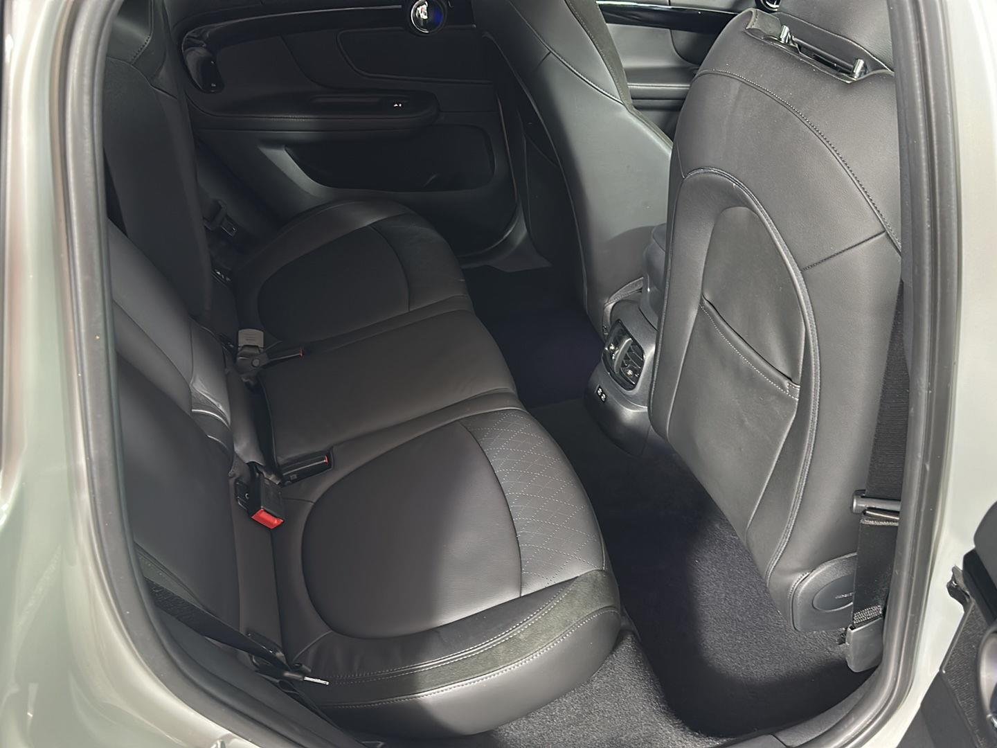 Used 2020 White SIlver Edition MINI Cooper S image 7