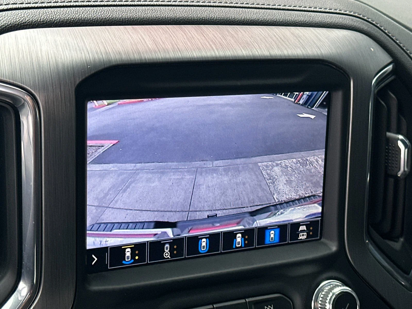 Used 2022 Ebony Twilight Metallic GMC Denali image 18