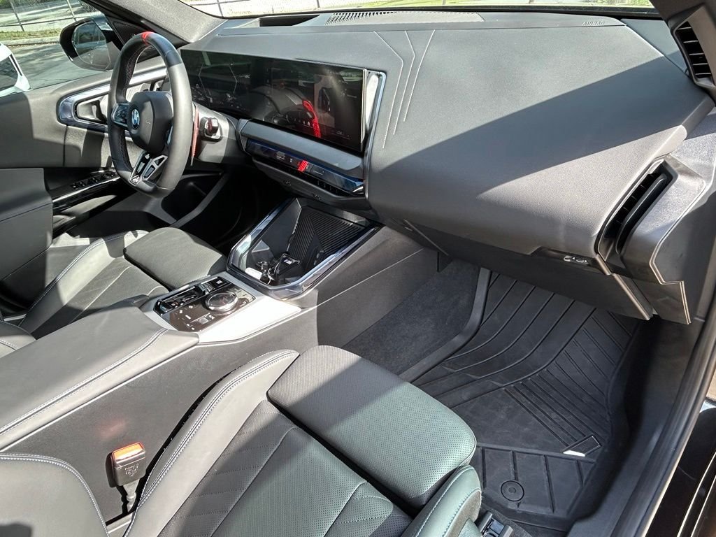 Used 2025 Black BMW M50 xDrive image 43