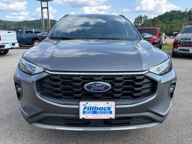 Used 2025 Gray Metallic Ford ST-Line Select image 11