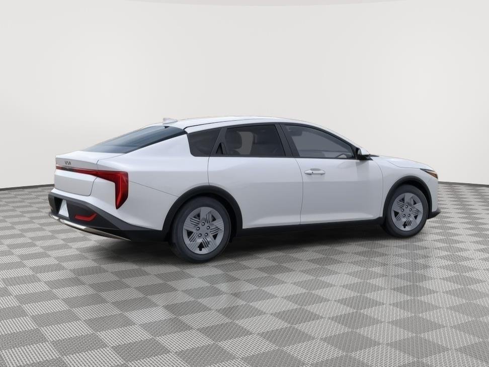 New 2025 Snow White Pearl Kia LX image 25
