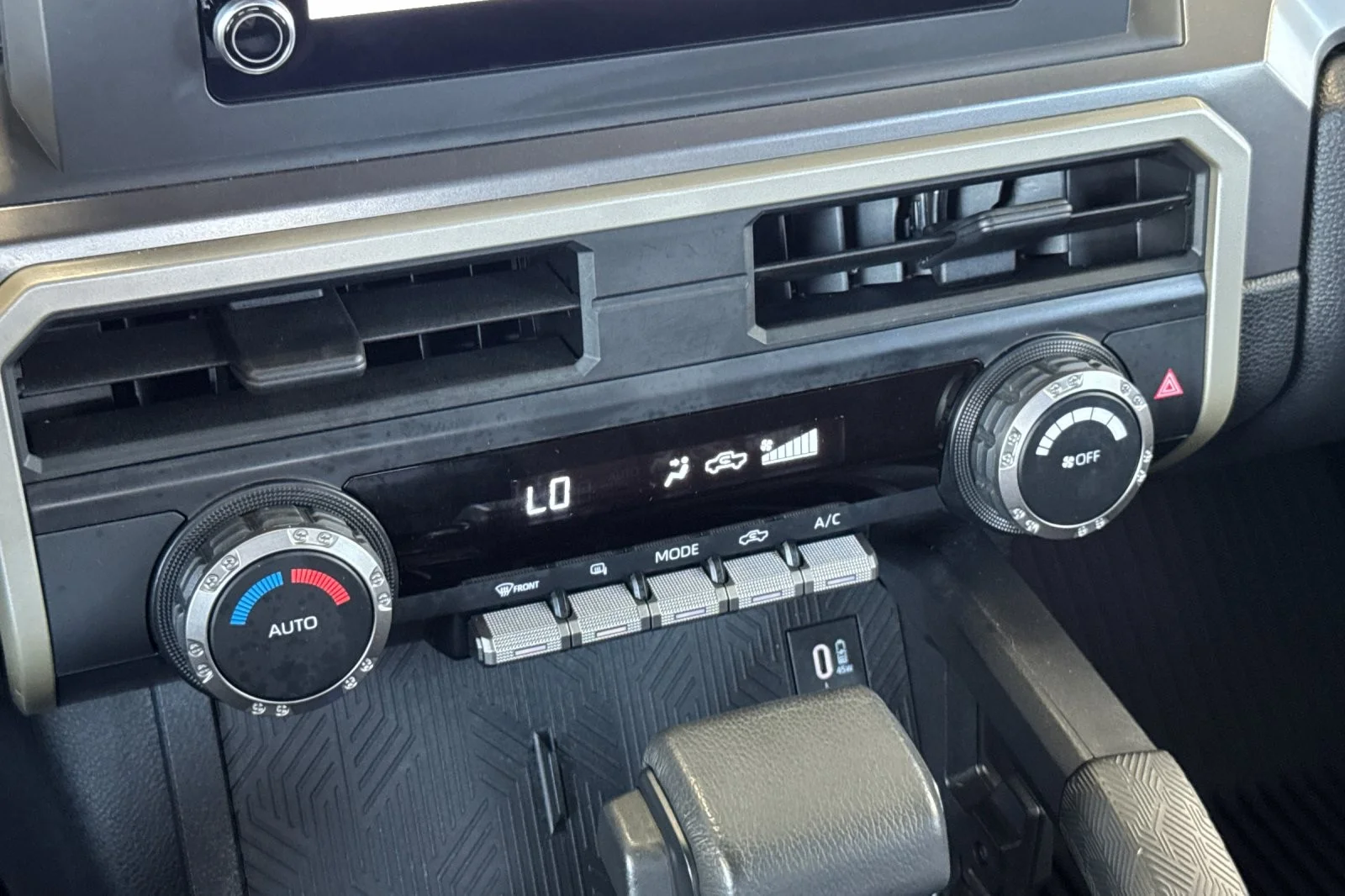 Certified Used 2025 Wind Chill Pearl Toyota TRD Sport image 18
