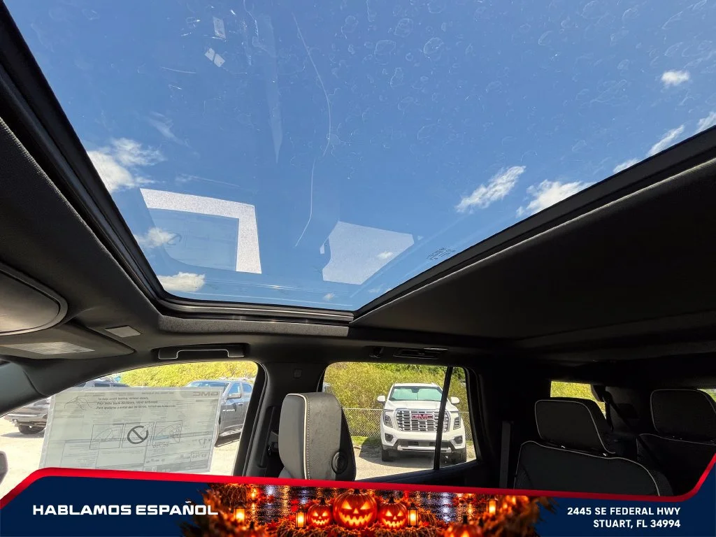 New 2027 Summit White GMC Elevation image 35