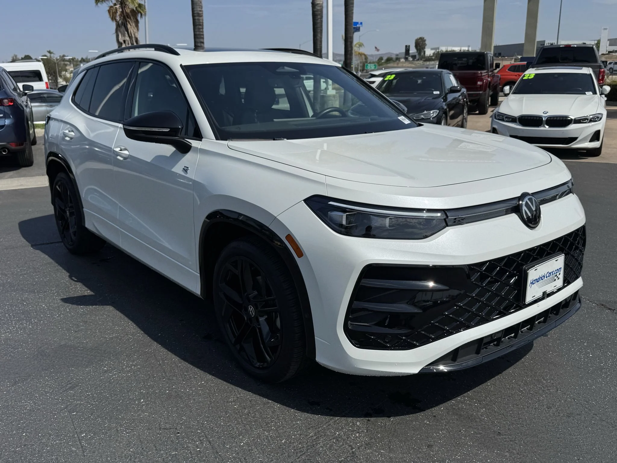 Used 2026 Opal White Pearl Volkswagen SE R-Line Black image 2