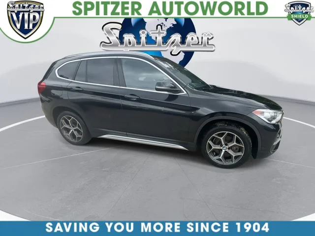 Used 2018 Black BMW sDrive28i image 2