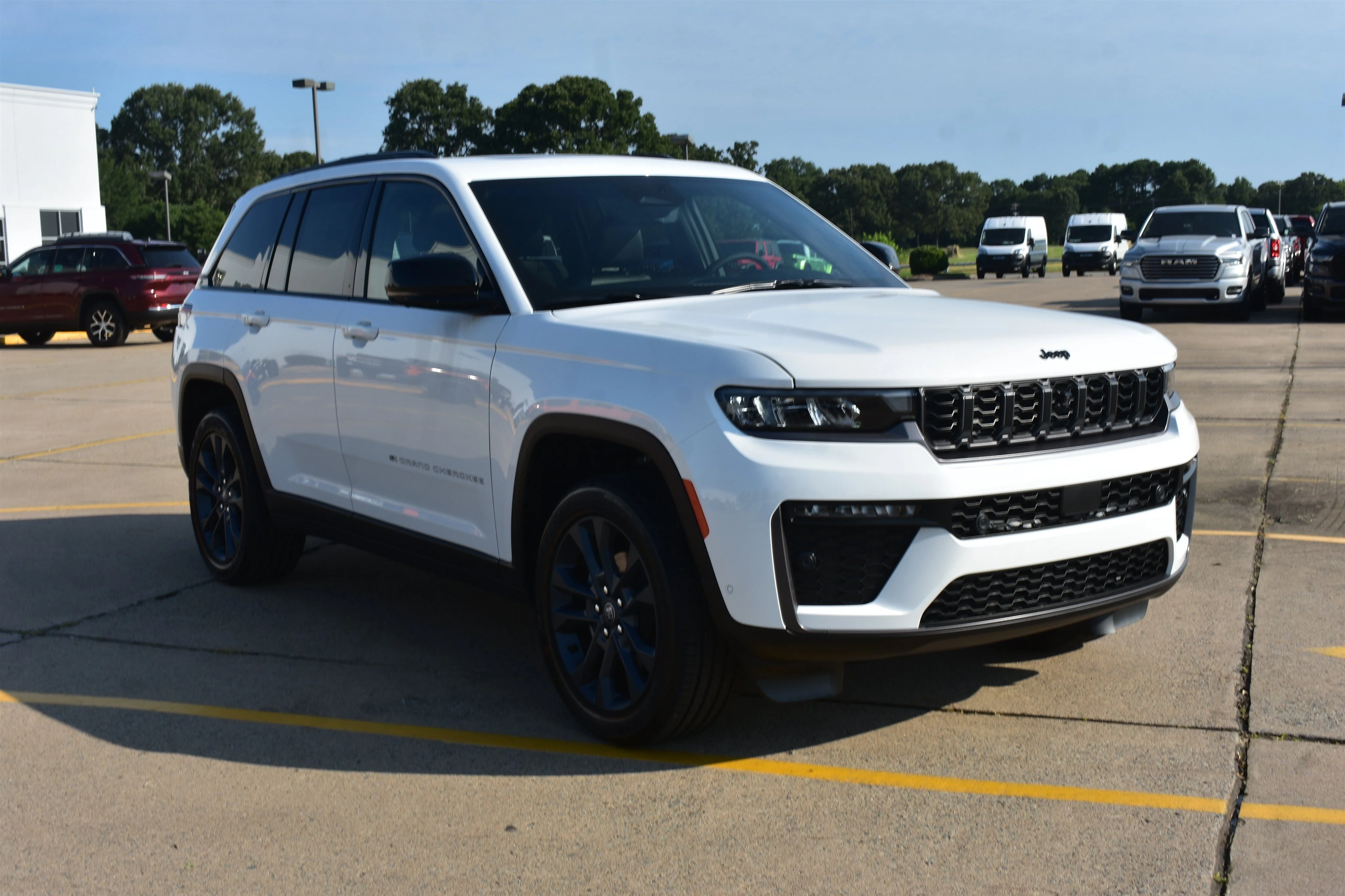 New 2026 Bright White Clearcoat Jeep 85th Anniversary Edition image 3