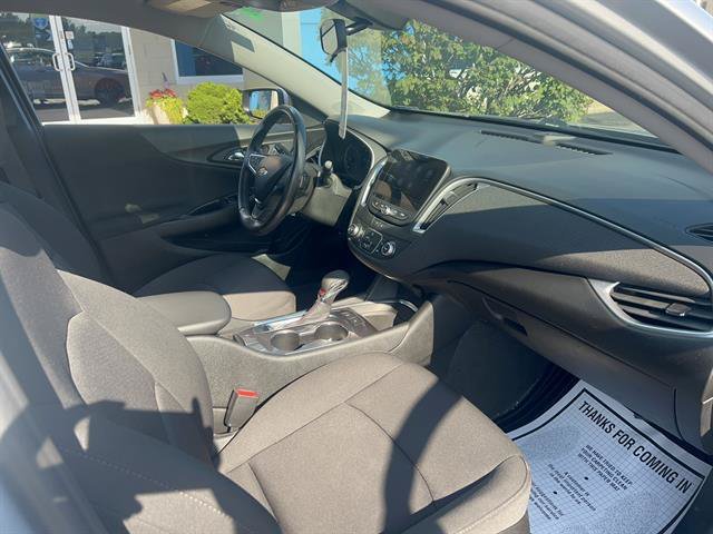 Used 2021 SILVER ICE METALLIC Chevrolet RS image 13