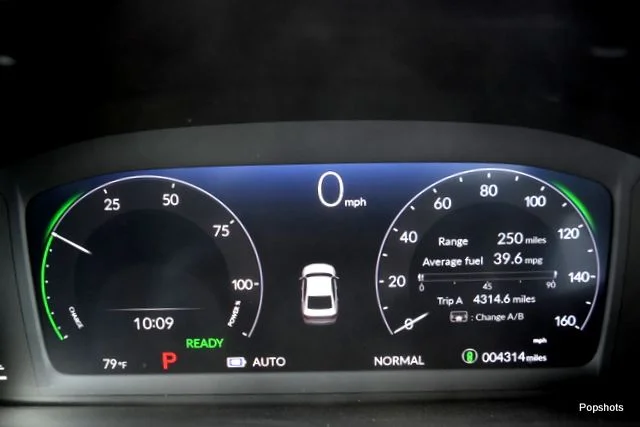 2025 Honda Accord Hybrid Sport - Photo 15