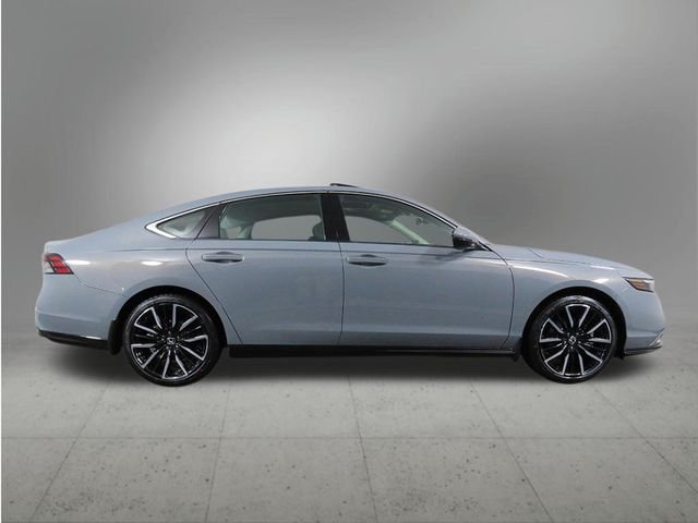 New 2026 Urban Gray Pearl Honda Touring image 6