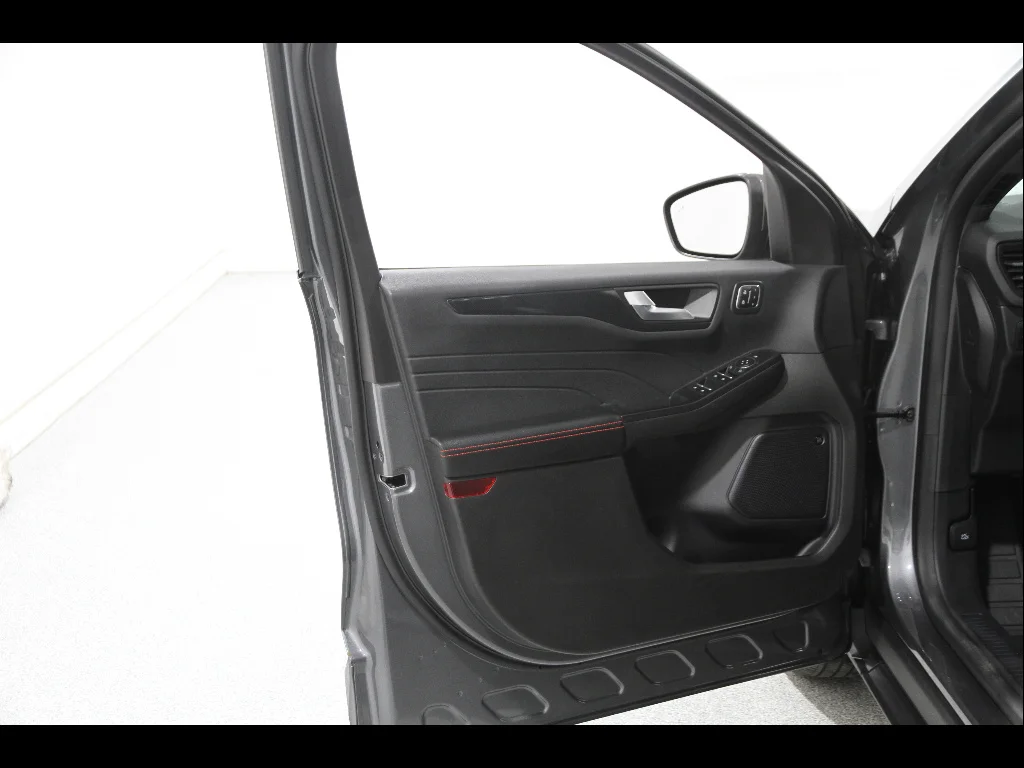 Certified Used 2023 Carbonized Gray Ford ST-Line Select image 4