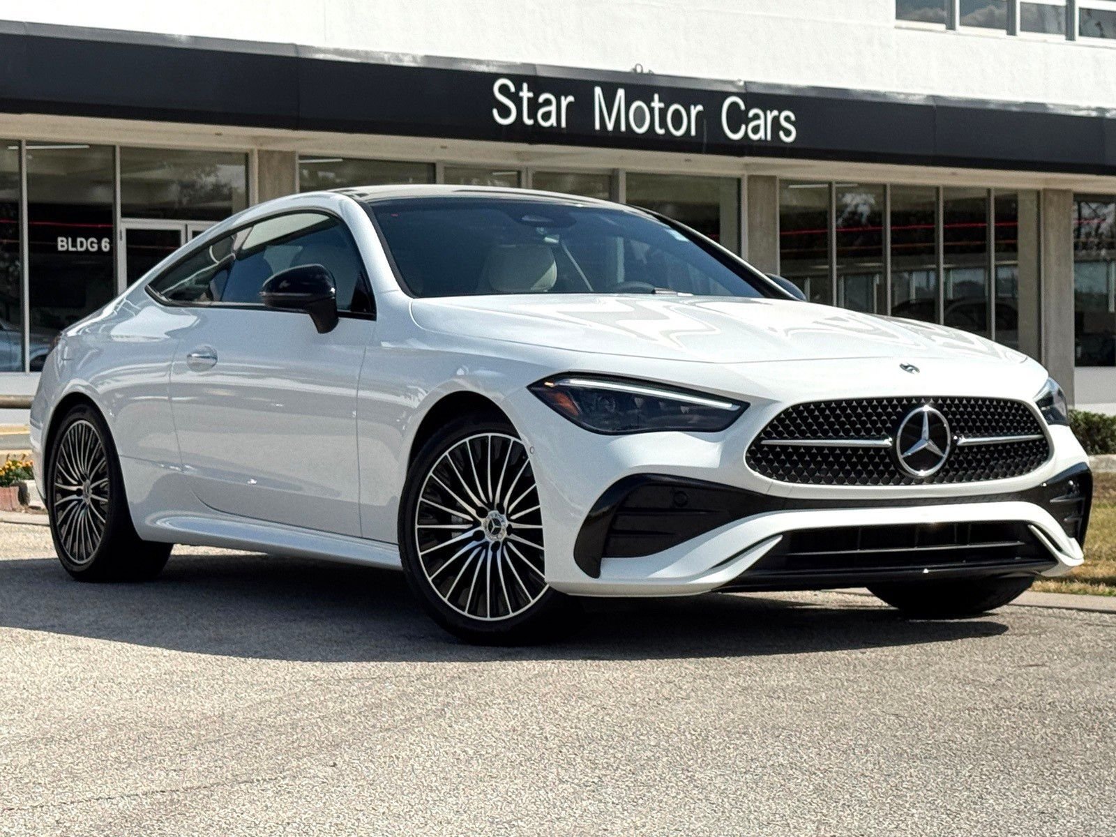 New 2026 Polar White Mercedes-Benz CLE 300 image 1