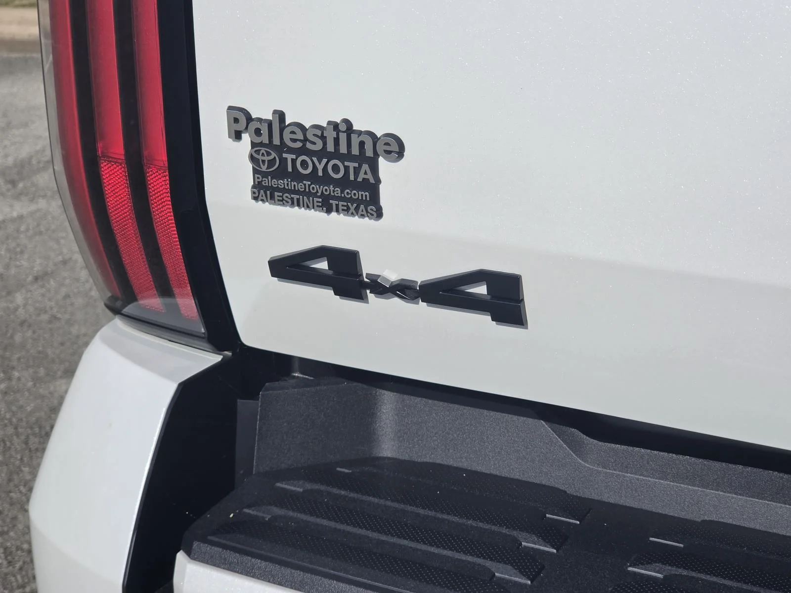 2026 Toyota Tundra Platinum - Photo 6