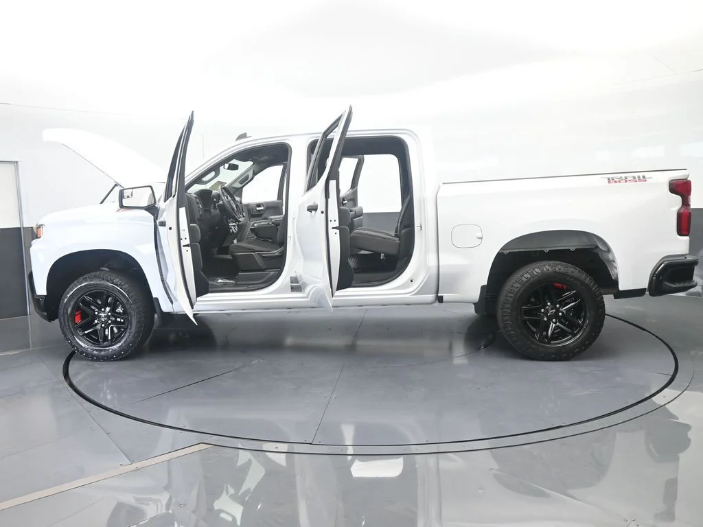 Used 2021 Summit White Chevrolet Custom Trail Boss image 76
