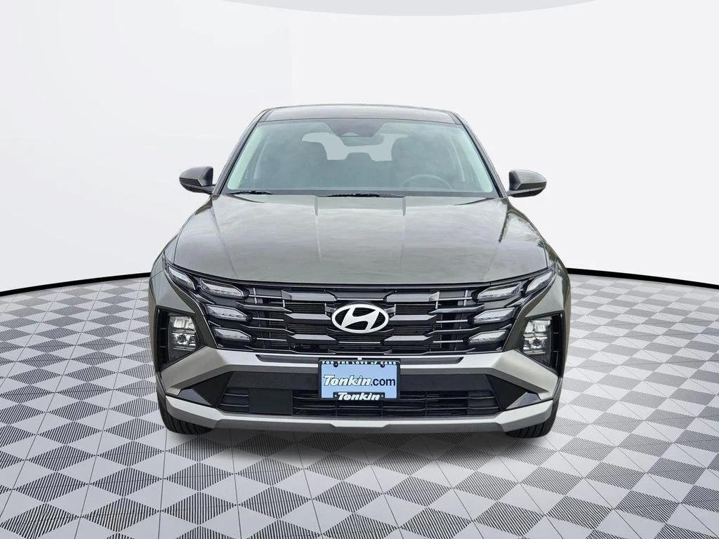 Used 2025 Rockwood Green Hyundai SE image 9
