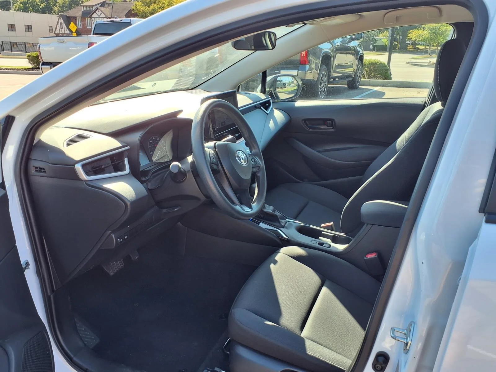 Certified Used 2025 Ice Cap Toyota LE image 21