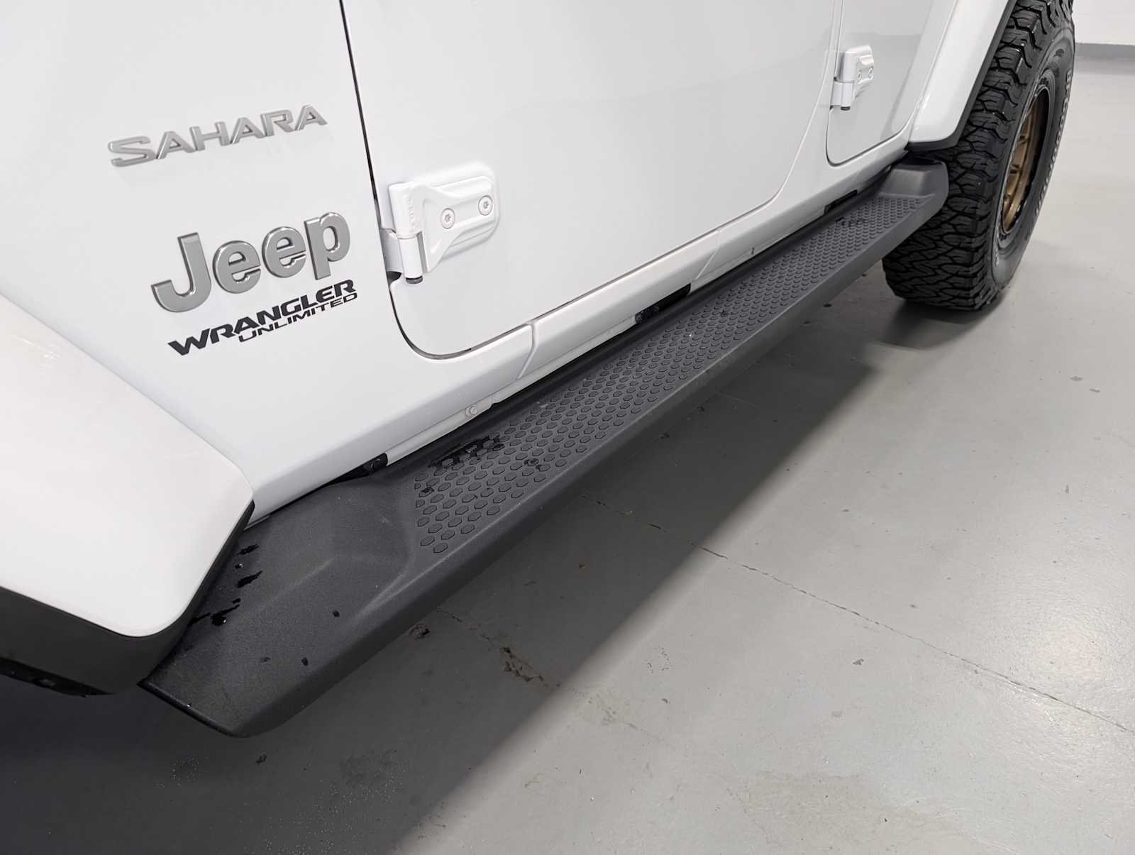 2022 Jeep Wrangler Unlimited Sahara - Photo 12