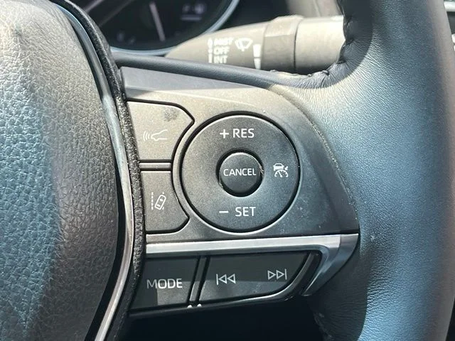 Used 2020 Aqua Toyota XLE image 15