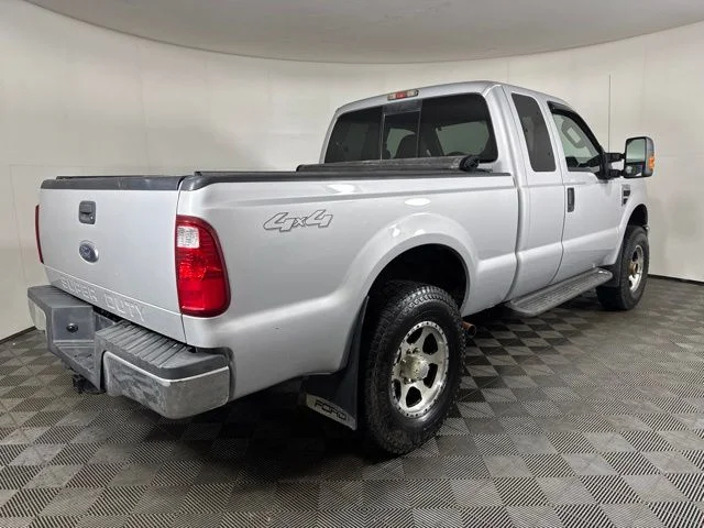 Used 2008 Silver Ford XL image 3