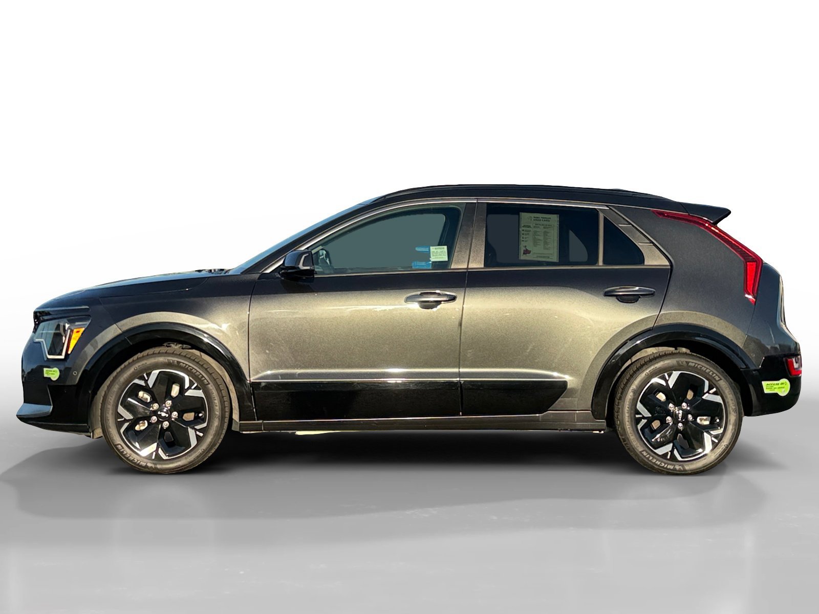 Used 2023 Kia Niro Wave with VIN KNDCT3L18P5015773 for sale in San Jose, CA