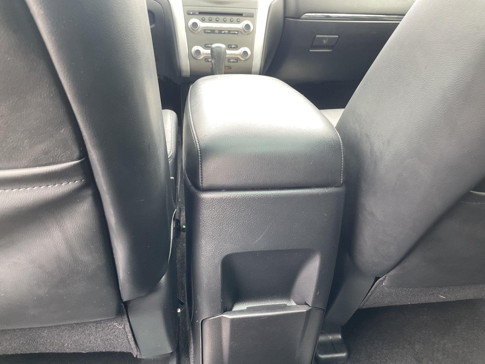 Used 2013 Gun Metallic Nissan LE image 28