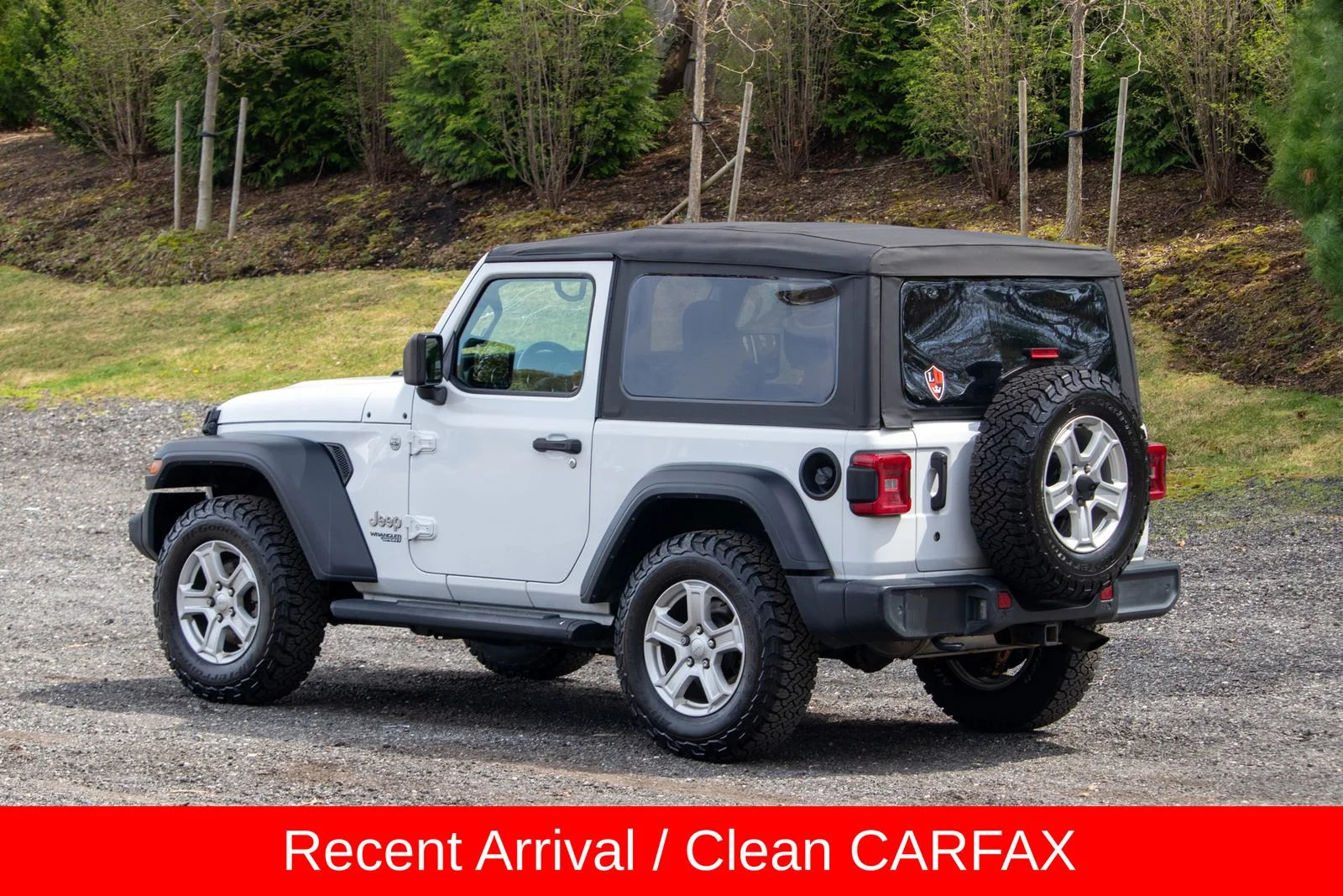 Used 2019 White Jeep Sport S image 5