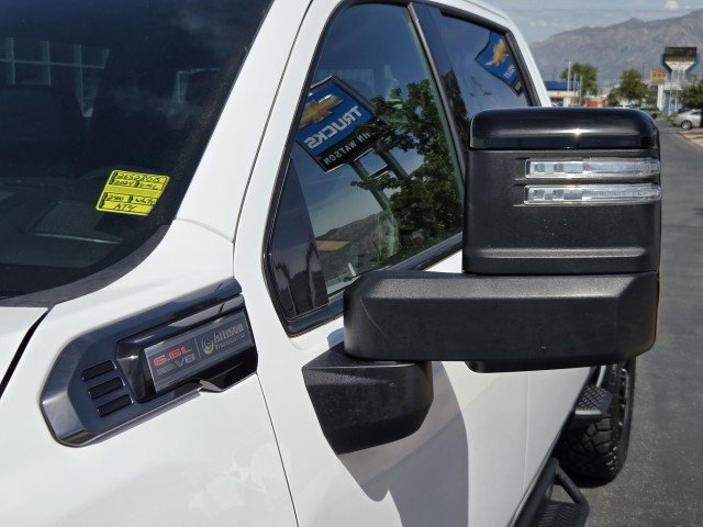 Used 2024 Summit White GMC AT4 image 65