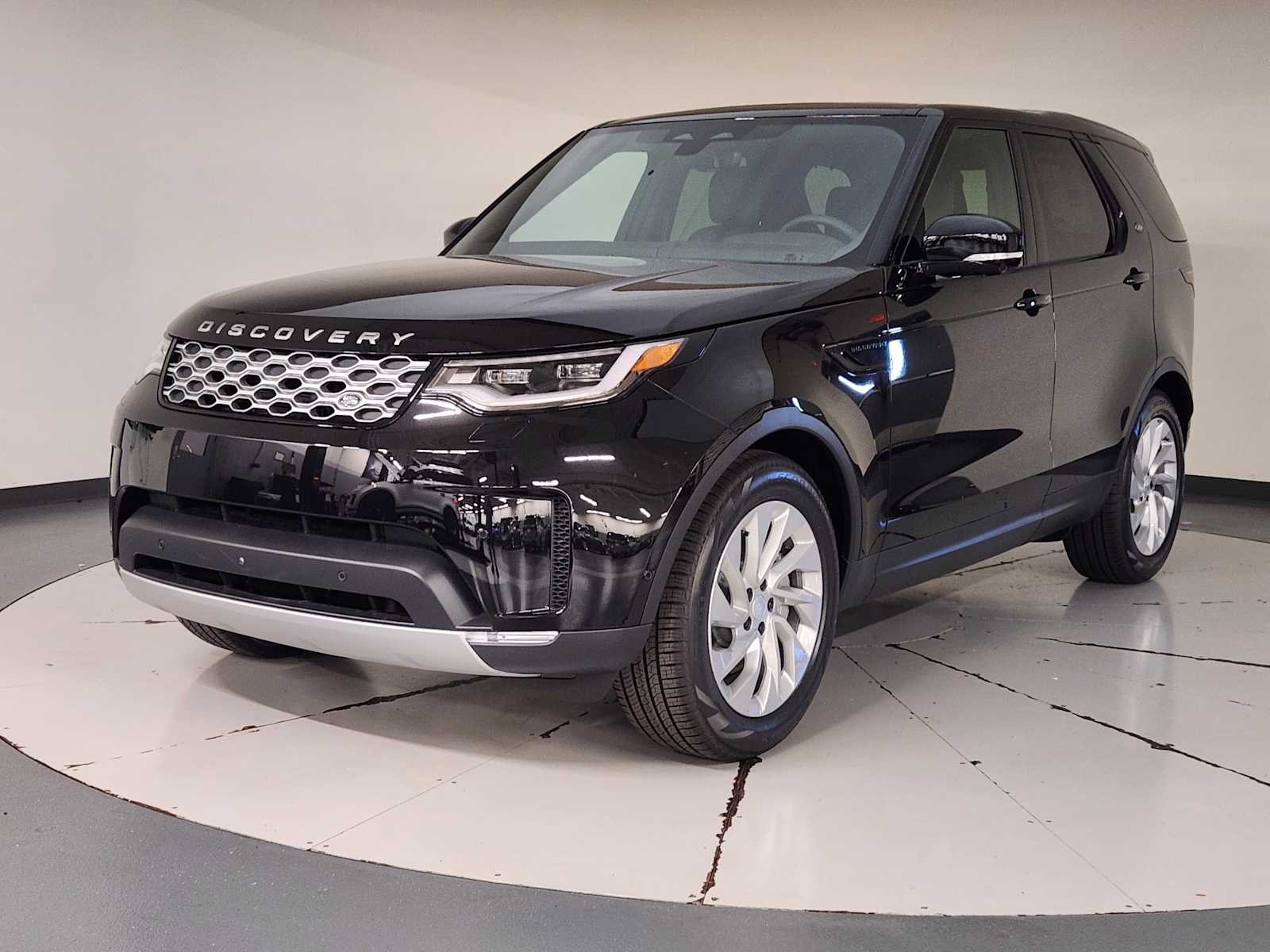 2026 Land Rover Discovery