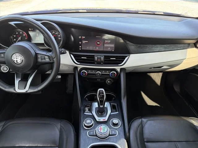 Used 2021 Blue Alfa Romeo Sprint image 13