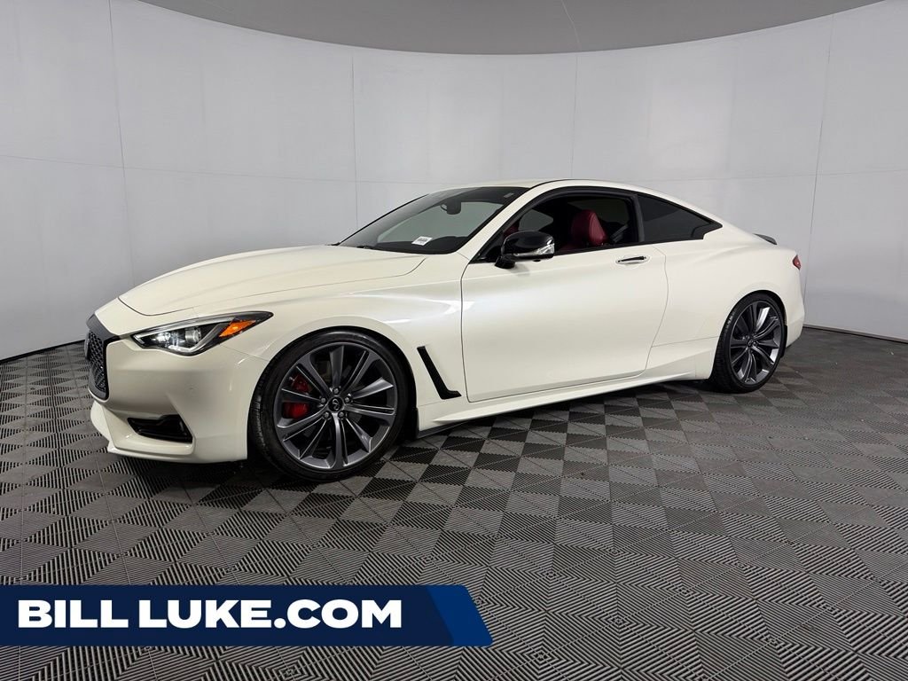 Used 2022 White INFINITI Red Sport 400 image 1
